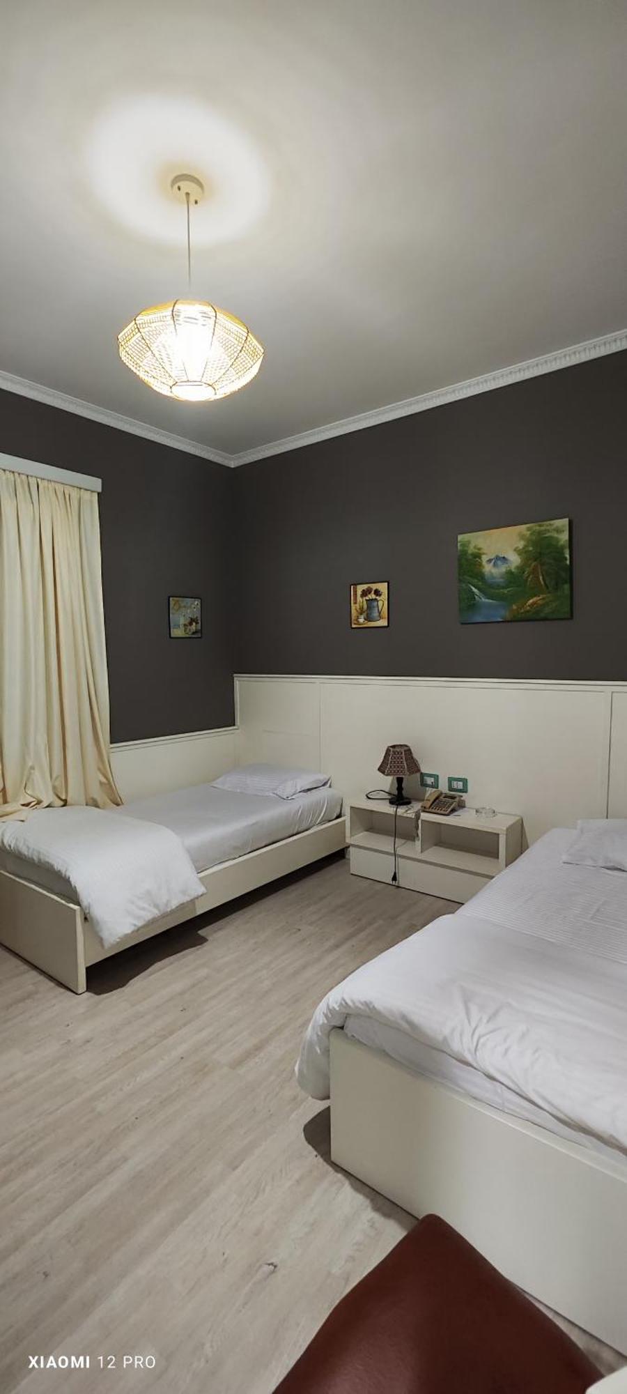 Hotel Kastria Tiranë Luaran gambar